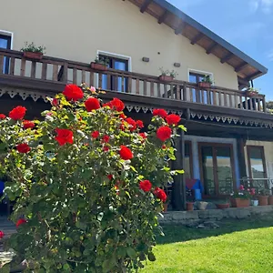 Is Cubas Bed & Breakfast Desulo
